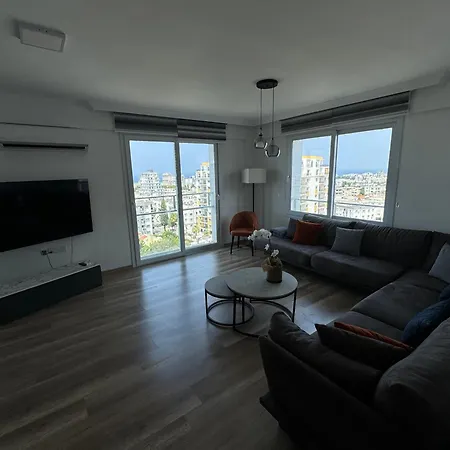 Luxurious 3-bedroom Seaview Penthouse With Panoramic Sea Views At Kyrenia Center Kyrenia (Northern Cyprus)